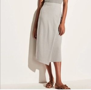 VINCE asymmetric, overlapping cotton skirt, mid length, gray, new, size xs